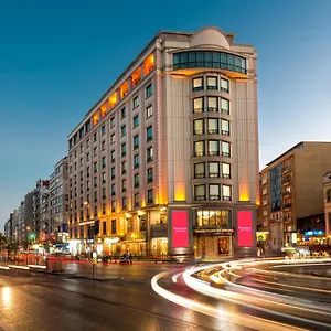 Ramada Plaza By Wyndham Center Estambul