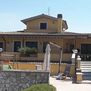 https://villa-grande.it-romehotels.com